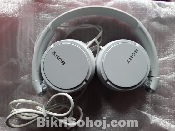 Original Sony branded headphone